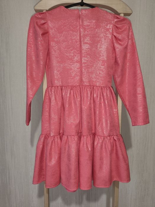 Святкова сукня для дівчини