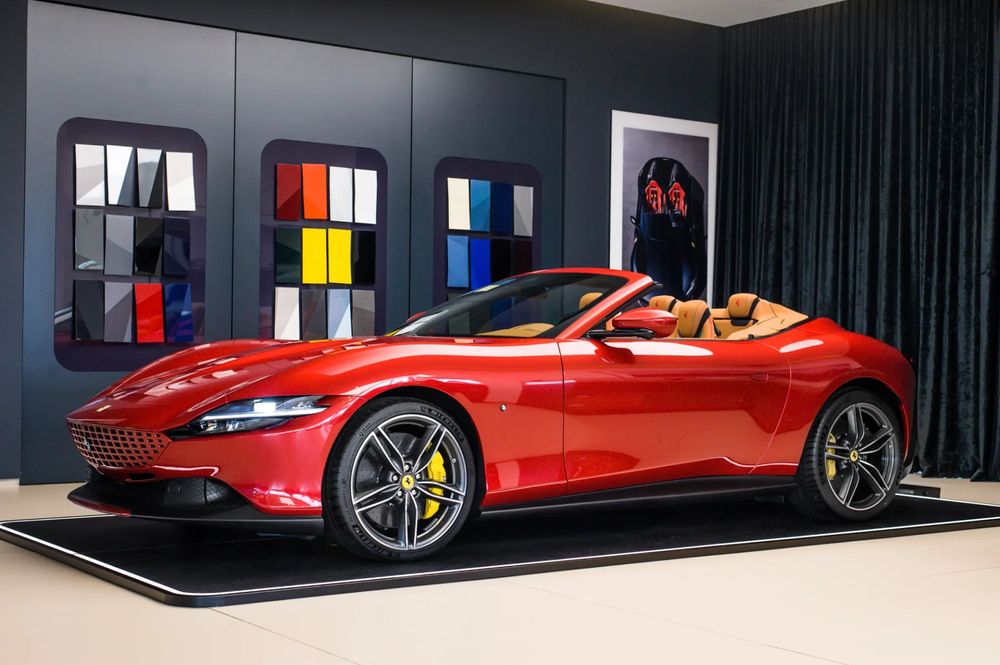 Ferrari Roma Spider