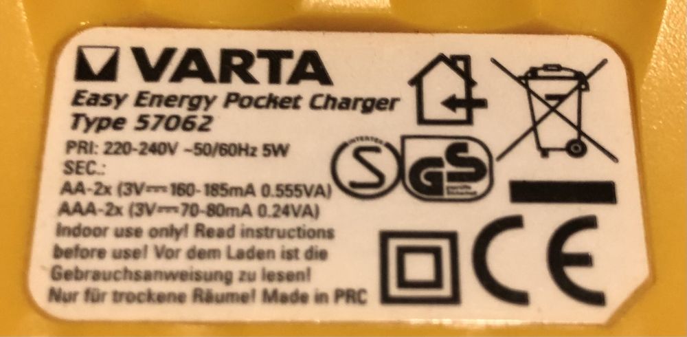 Зарядний пристрій varta 57062