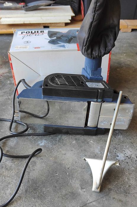 Plaina elétrica POWER PLUS POW 151 - 600W