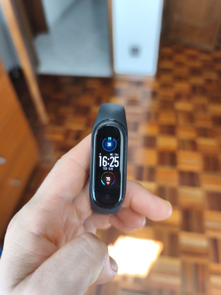 Xiaomi MI Band 5 usada em bom estado