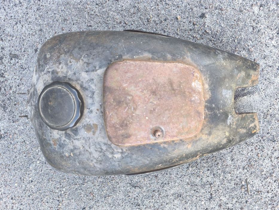 Продам баки крапелька на К750