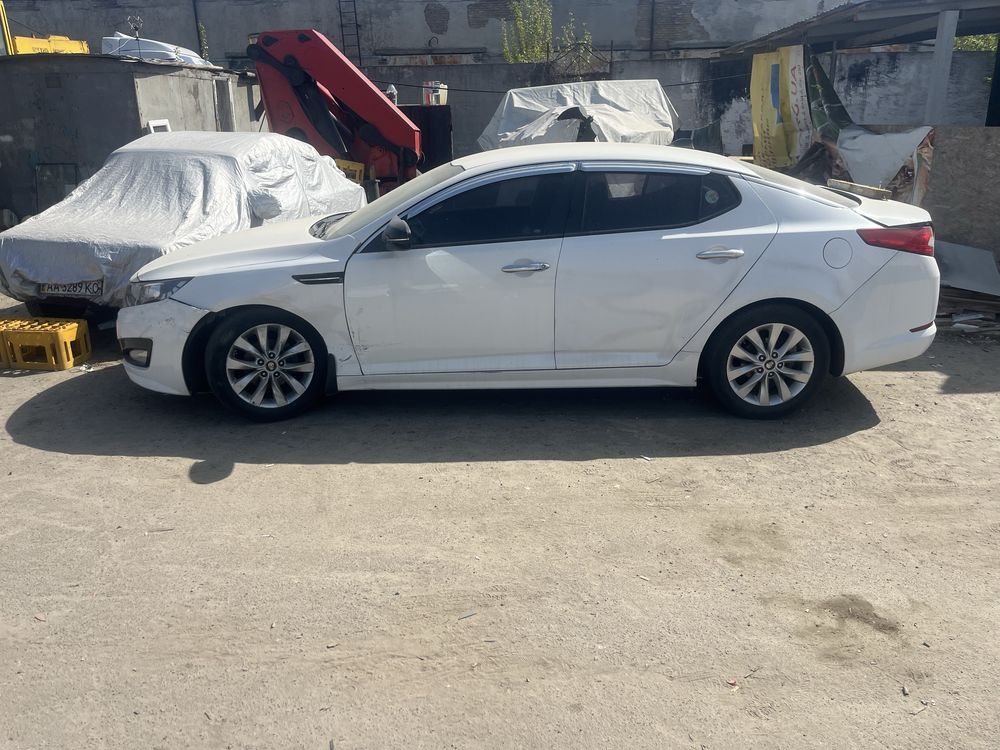 КІА К5 після ДТП