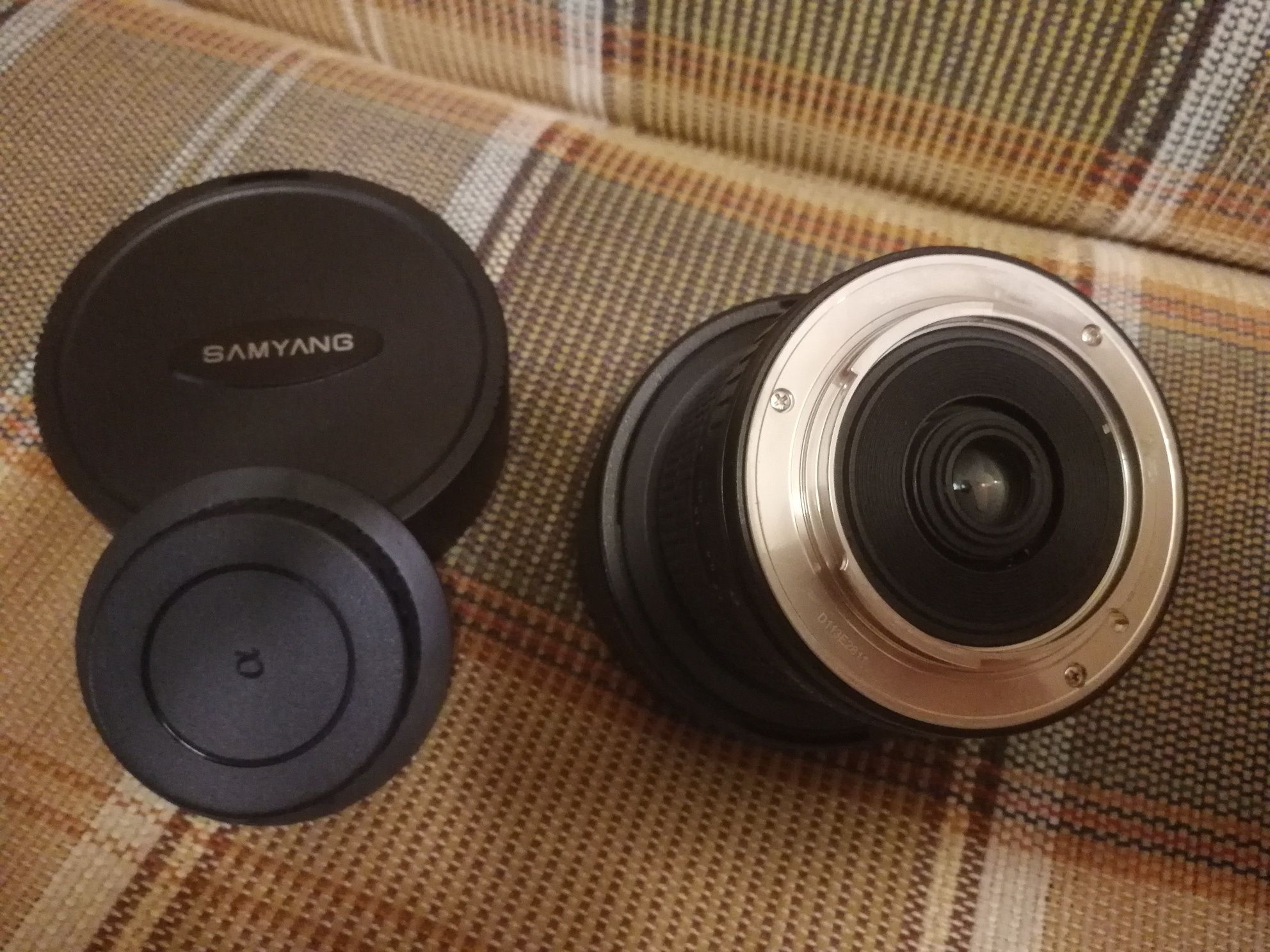 Obiektyw SAMYANG 8mm 1 :3.5 UMC