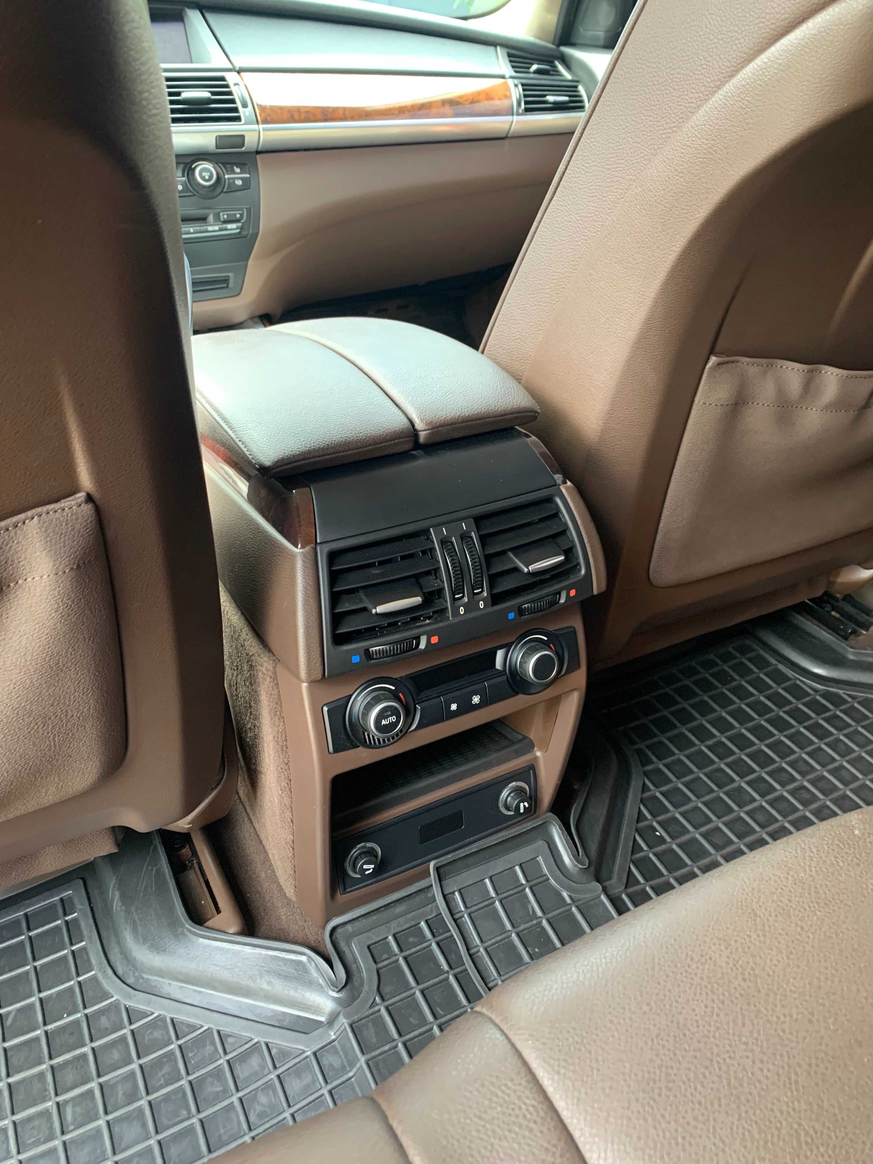 BMW X5 2011 E70 (FL) • 35i АТ (306 к.с.) БМВ