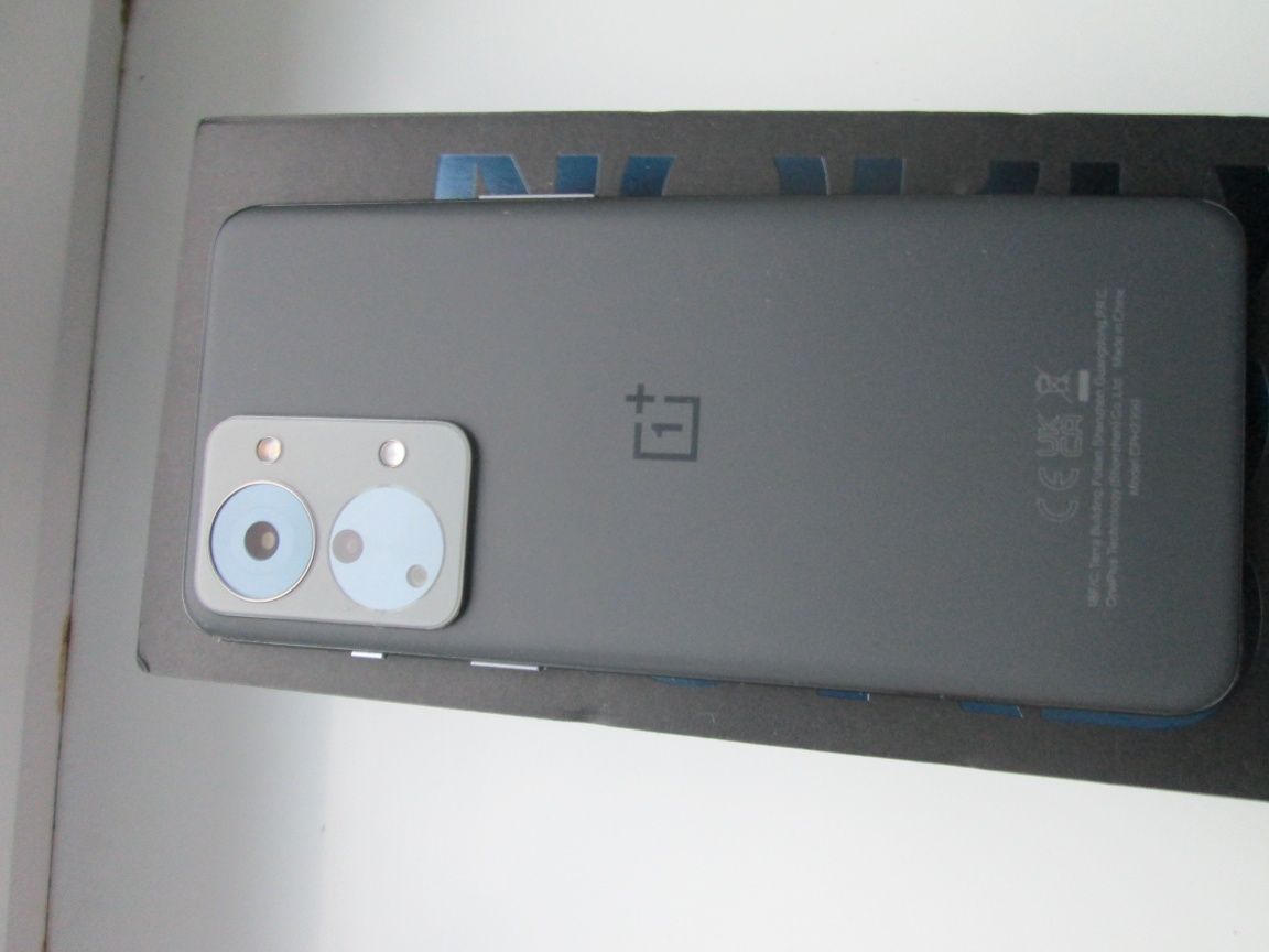 Смартфон OnePlus nord 2t 8/128