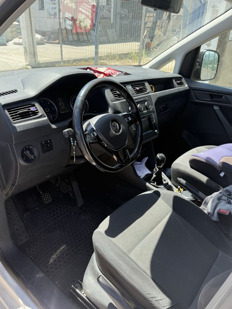 Vw Caddy 2.0 2015 comercial usado