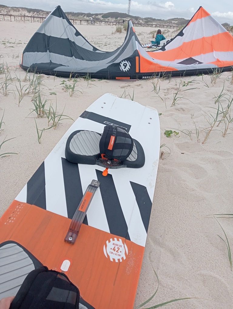 Vendo kitesurf RRD do ano 2020