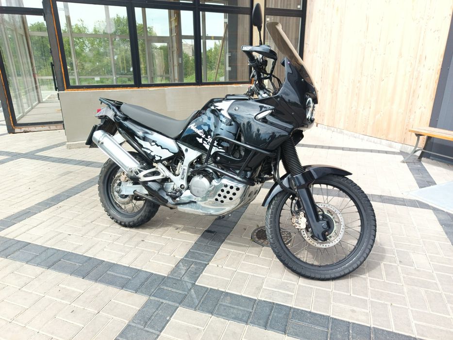 Honda XRV 750 Africa Twin RD07