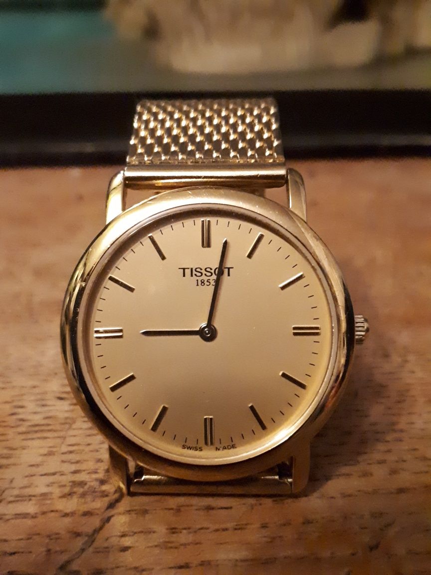 Годинник Tissot в чудовому стані