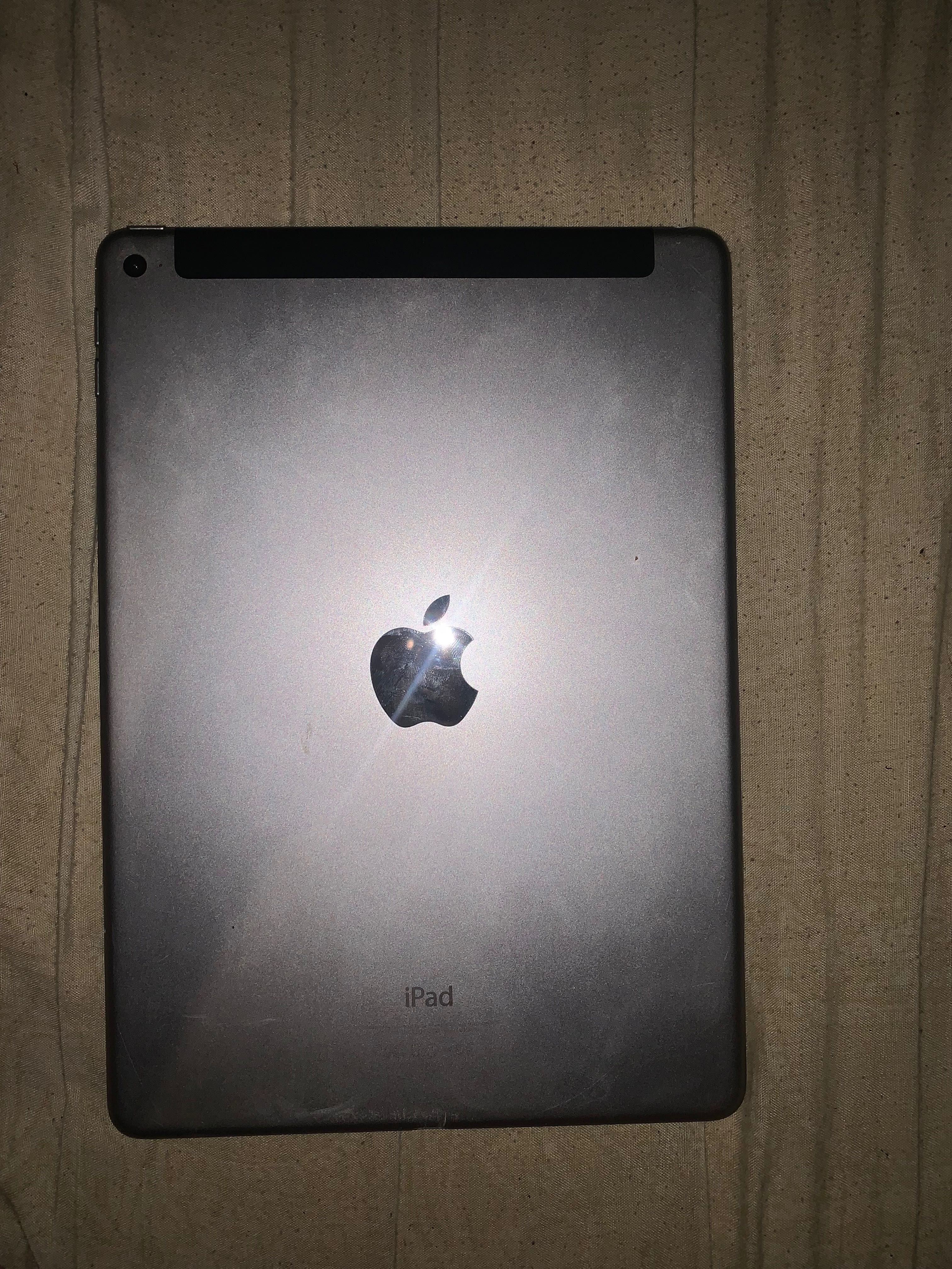 Продам либо обменяю iPad Air 2 14.1