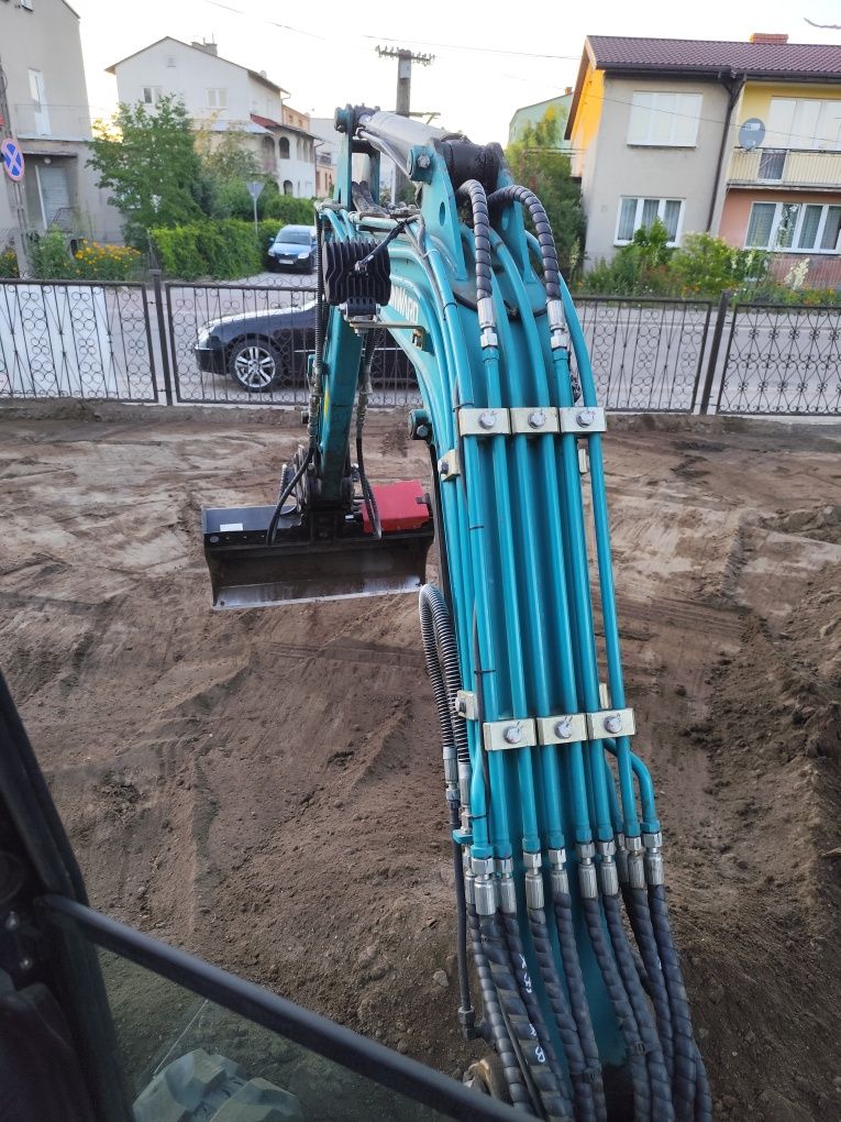 Usługi minikoparką