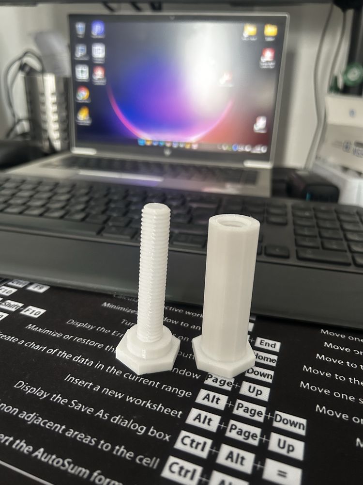 Podpórka uchwyt support karty graficznej GPU regulowana 7,5~13 cm