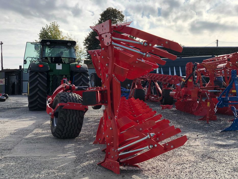 Плуг оборотний Unlu Clasa 8+1 ON LAND (2024)