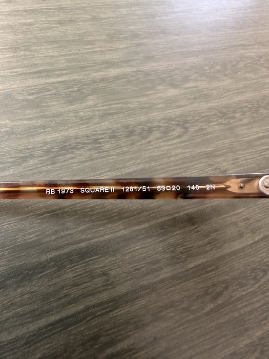 Ray Ban RB1973 , modelo 128151 Square II