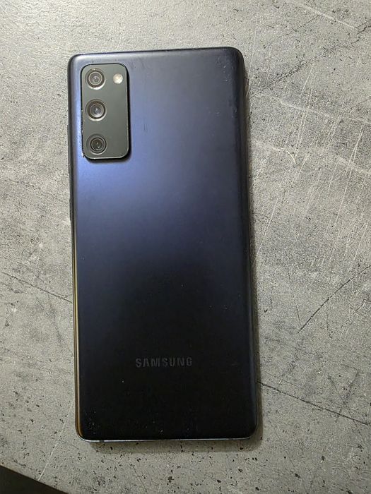 Samsung Galaxy S20 FE 5G/128GB – pęknięty wyświetlacz – sprawny, OKAZJ