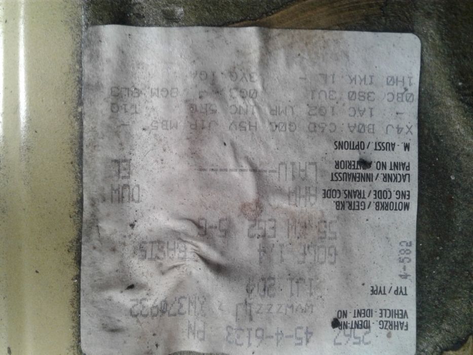 VW Golf 4 IV Tył Zderzak Lampa Prawa Lewa Złoty LA1U 5 Drzwi 5D