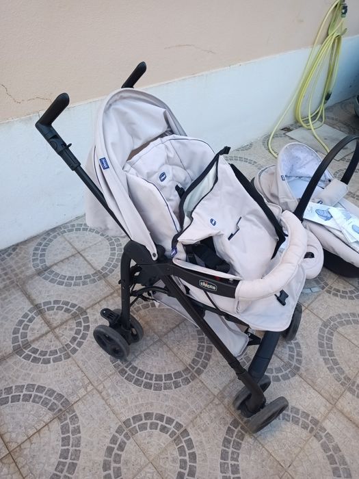 Carrinho de bebe trio Chicco sprint