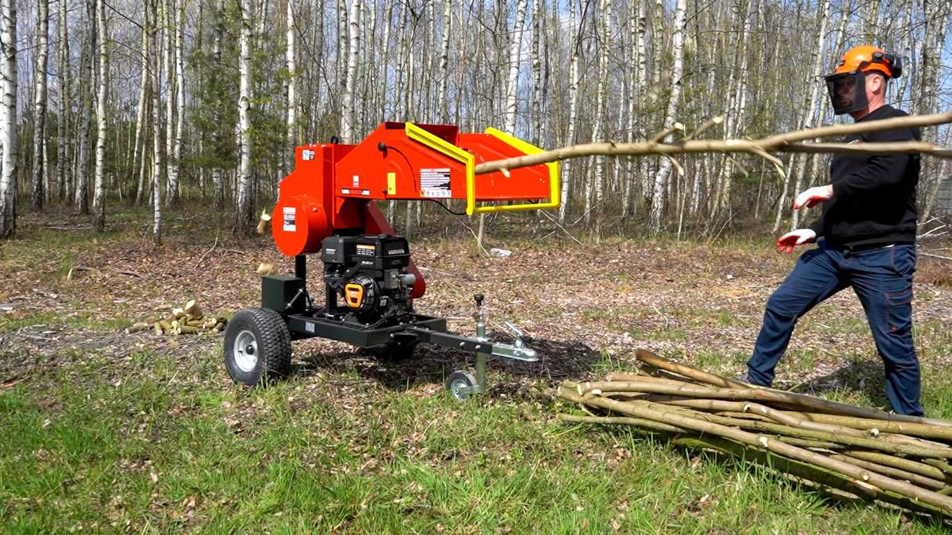 Rębak spalinowy REMET RS-120 === PROMOCJA 9799=== do sadu ogrodu