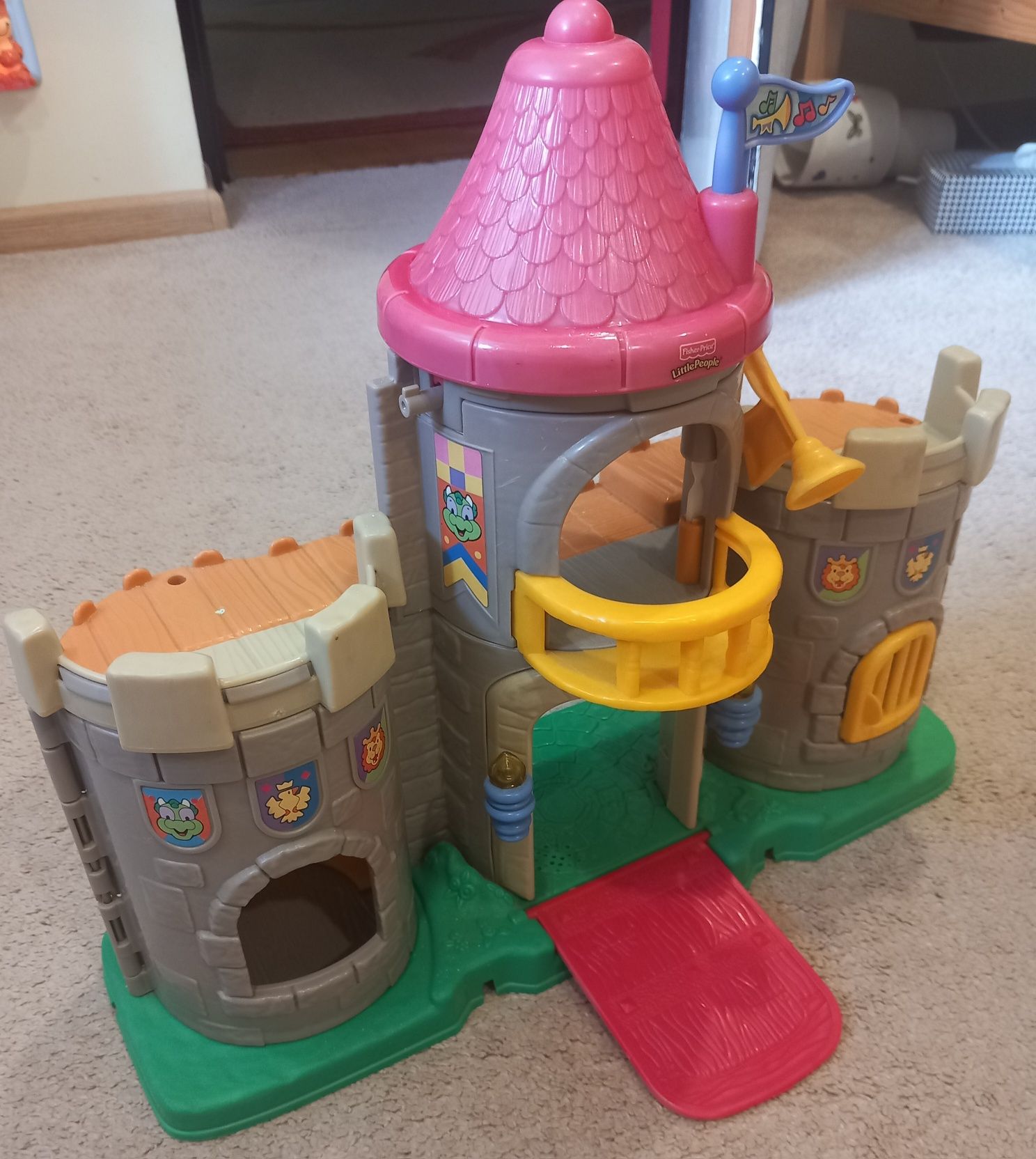 Zamek Fisher Price