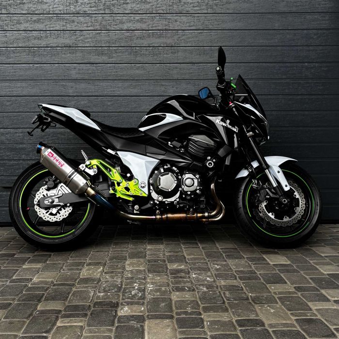 Продам мотоцикл Kawasaki Z800 (1433)
