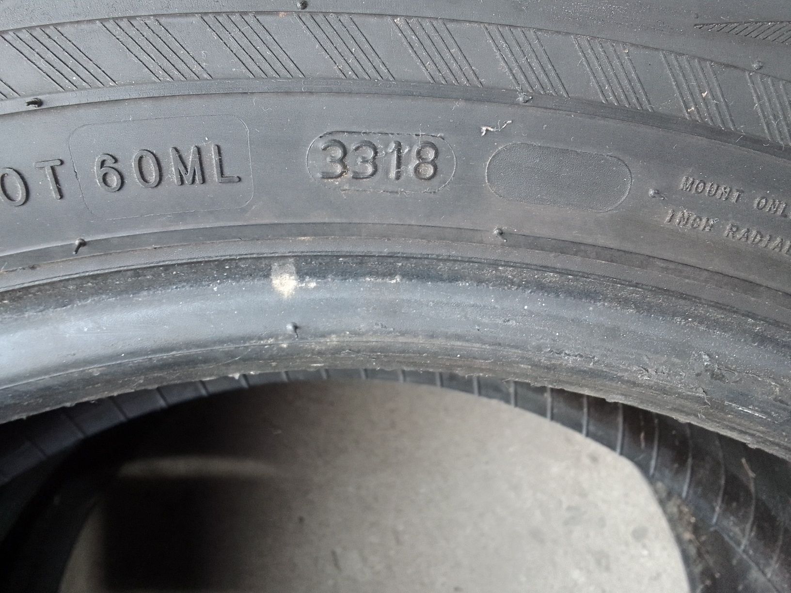 2 Opony zimowe 235/60r18 NOKIAN 6.5mm