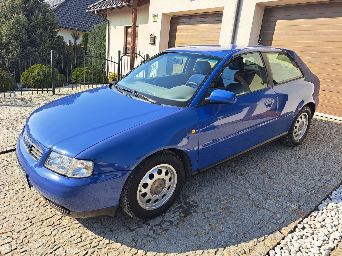 Audi A3 automat stan idealny kolekcjonerski trzymany pod kocem