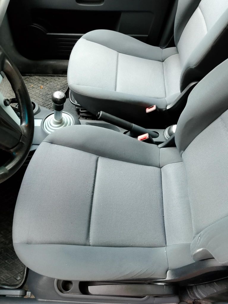 Mitsubishi Colt 1.3 benzyna 2005 klima