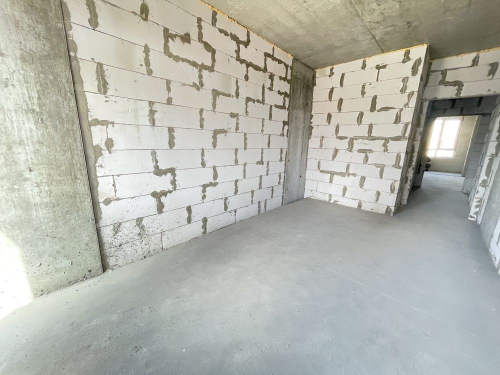 ПРОДАЖ 3 кімнатної квартири, поблизу центру вул. Торговиця