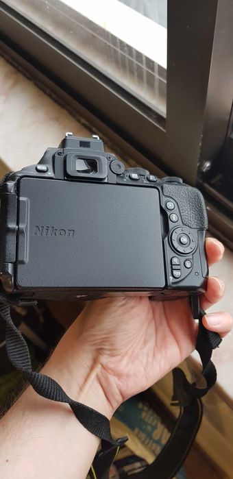 Câmara 5600 da Nikon