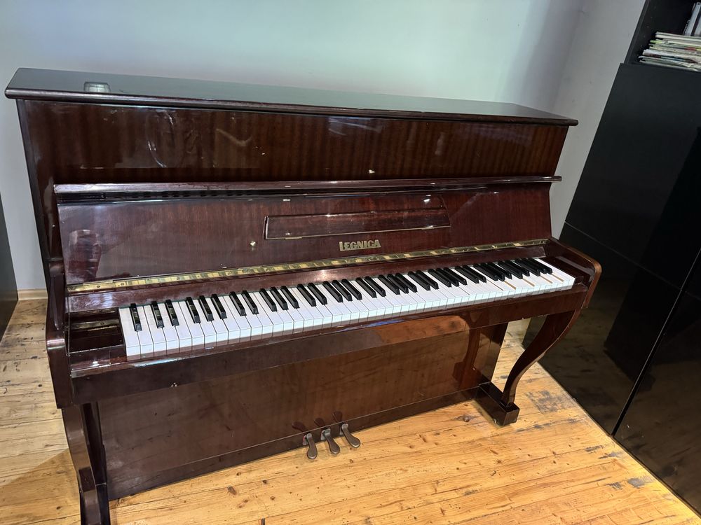 Pianino Legnica.