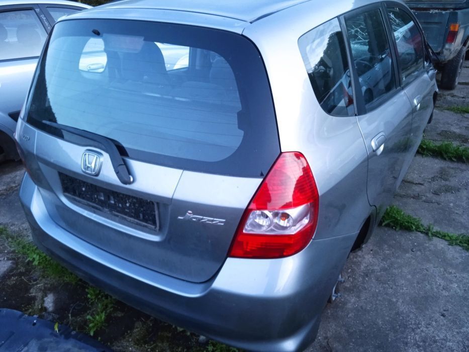 Na części Honda Jazz II L13A1 Silnik Skrzynia Maska Zderzak Drzwi Klapa Szyba