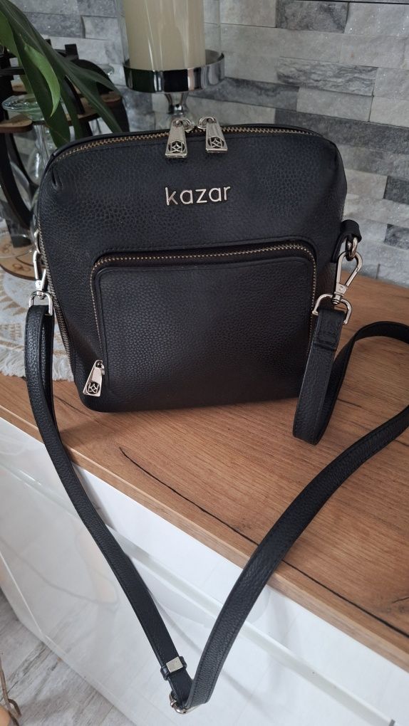 Torebka Kazar-Carin czarna na ramię skóra licowa