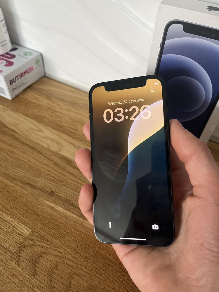 iphone 12 mini-stan dobry
