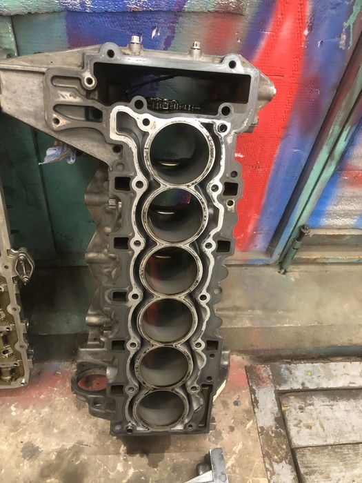 Колінвал bmw n52b30 55 шатун поршень головка мотор розпредвал e70 e60