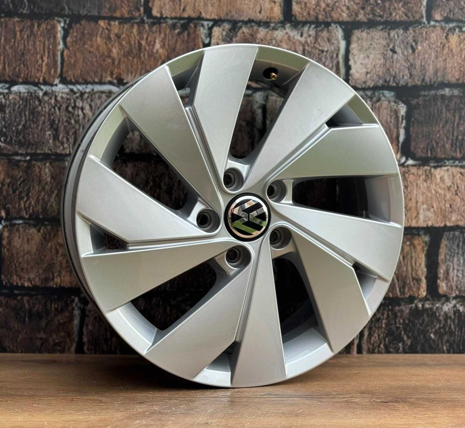 Alufelgi 5x112 r17 VW GOLF VIII VII VI V Touran Jetta Caddy Passat 156