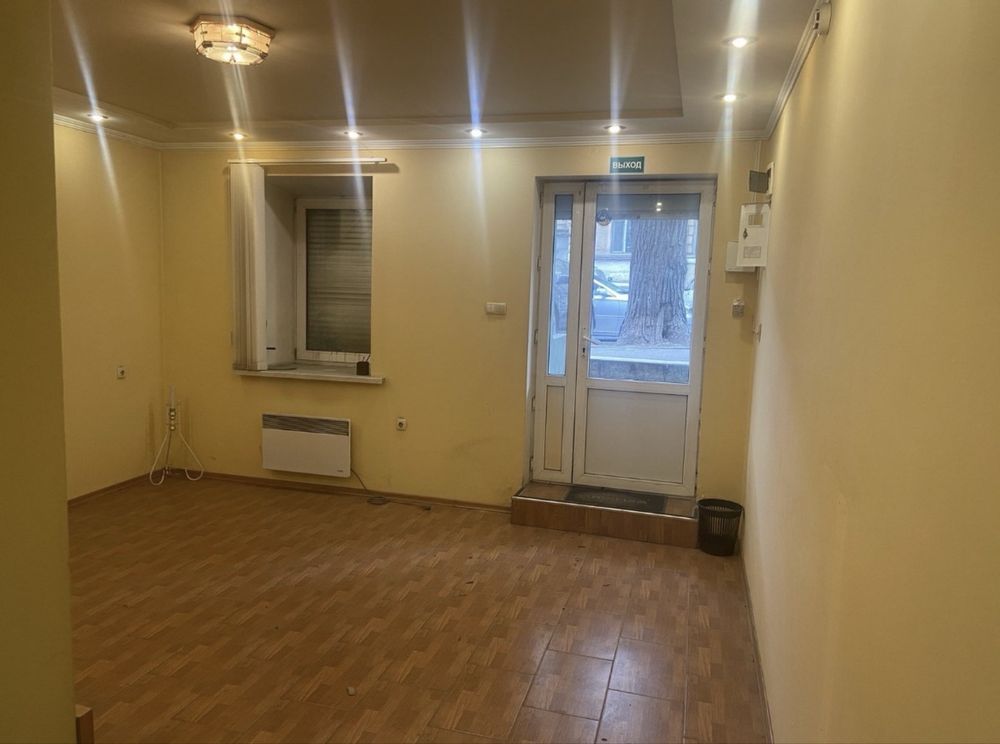 Аренда офиса Осипова 4 теперь Корженка 4 угол Еврейской 64 м.кв