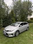Toyota Auris kombi 1.4 D4D salon polska
