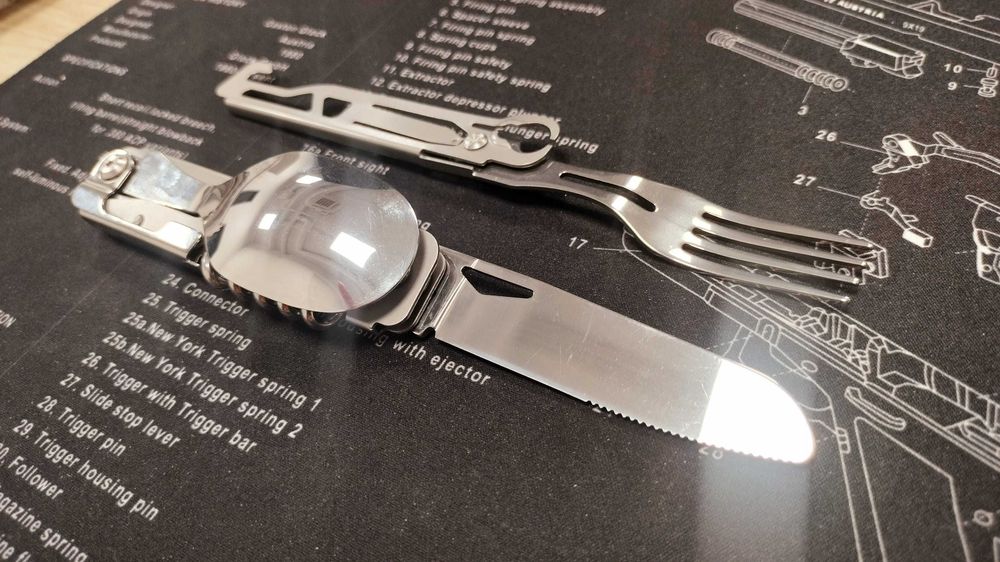 NIezbędnik multitool składany ze stali nierdzewnej