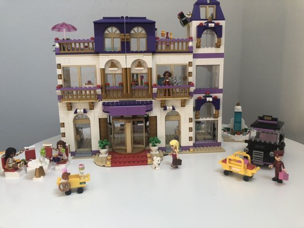 Grand Hotel Lego Friends