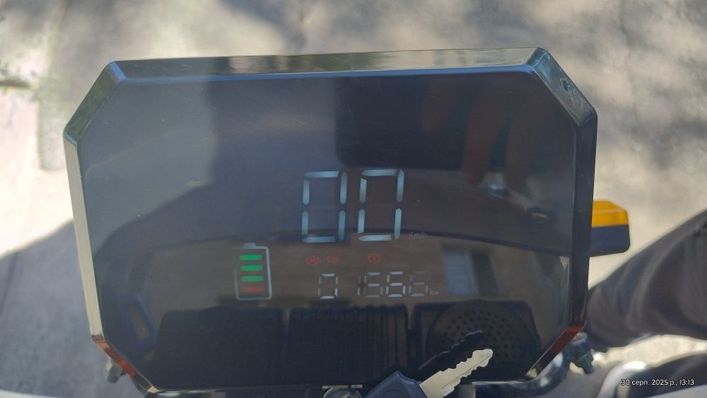 Трицикл гібридний 2500W 58,5A 72V