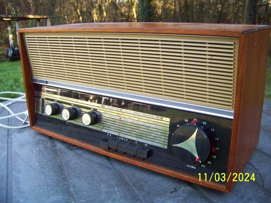 Stare radio lampowe Philips B4S62A/00 sprawne.