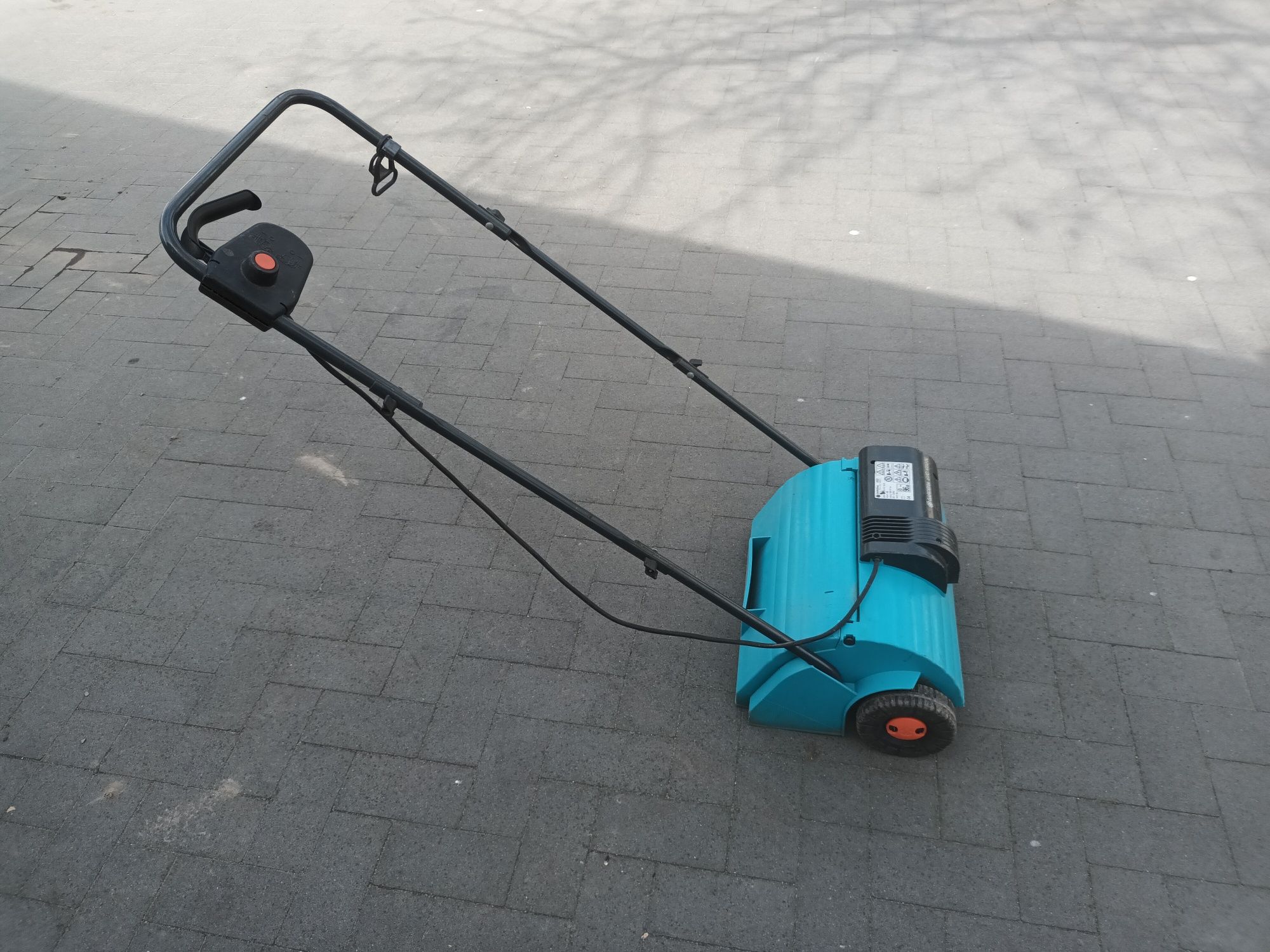 Wertykulator Gardena EVC  1000