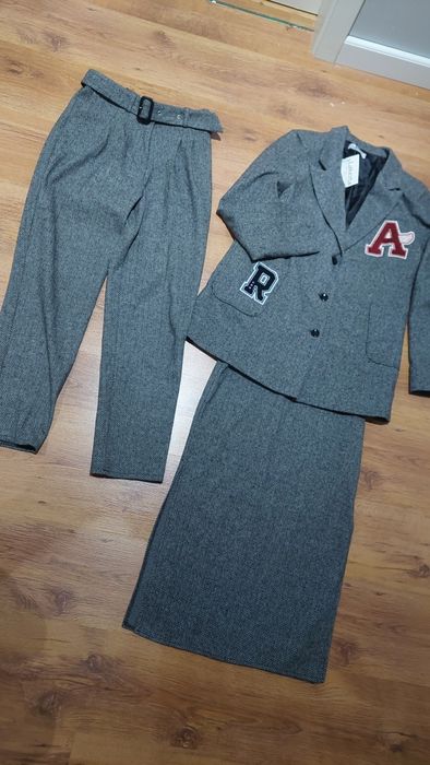 Garnitur trzy częściowy jodełkę aplikacja s m