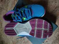 Kolorowe buty Nike