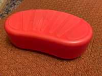 Czerwona śniadaniówka PRL pojemnik na kanapki plastikowy