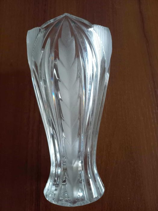 Uroczy , stary , szklany wazon . Czy to Schrotter , nie wiem .