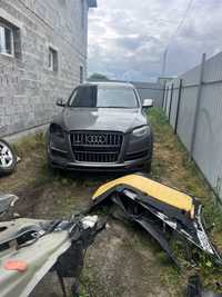 Audi Q7 вже в Україні ( також можна по запчастинах)
