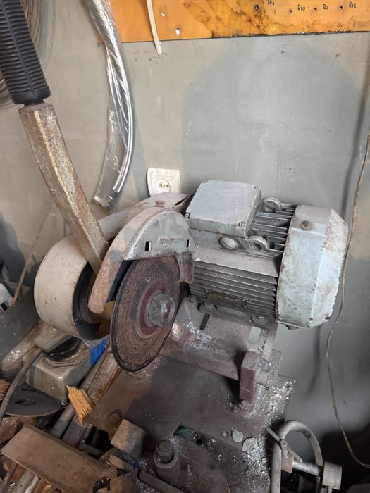 Станок для металу