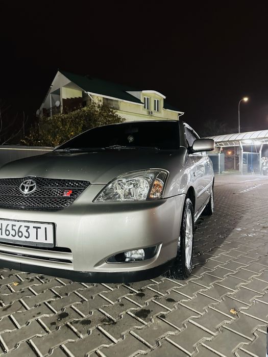 Toyota Corolla 1.8л 2003г